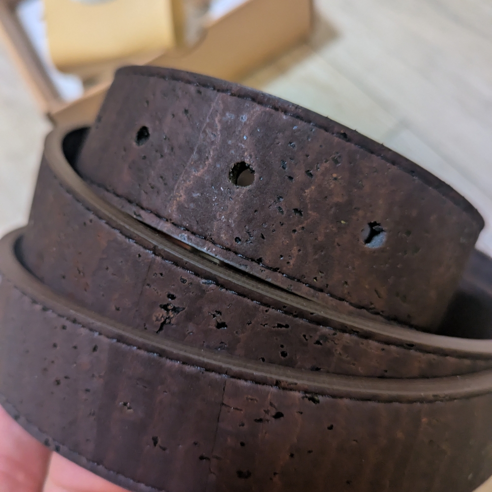 Corkor, Cork Vegan Belt, 30mm (1 1/8"), Large, New with Tags! - Picture 4 of 5
